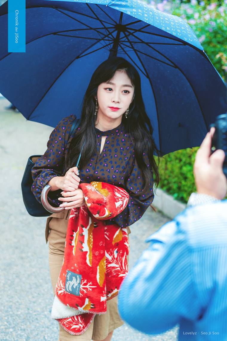 우산쓴 #러블리즈 #서지수.jpg