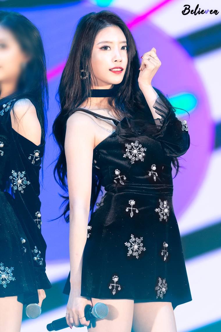 블랙청순 러블리즈 이미주.jpg
