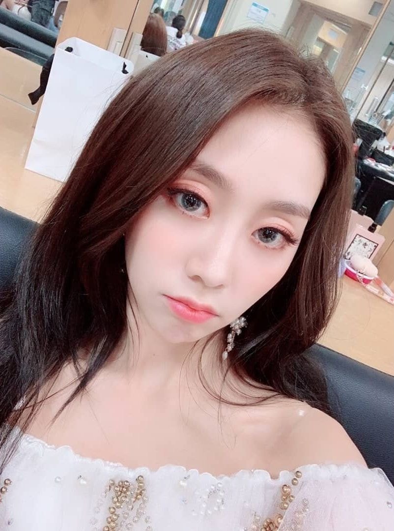 러블리즈 서지수 최근자 얼빡위주 셀카 모음
