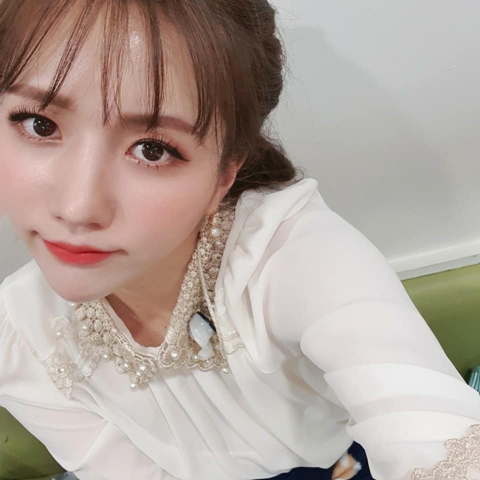 #러블리즈 명은.insta (러블리너스 메롱크리스마스??)