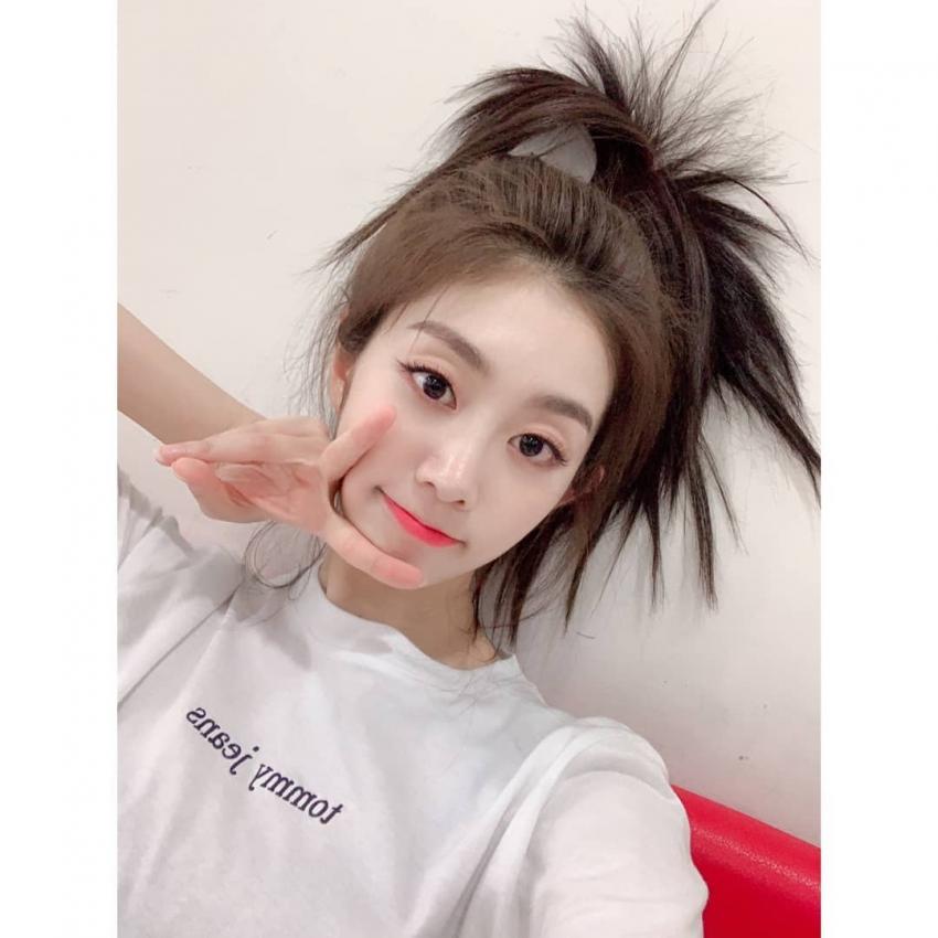 러블리즈 지수 인스타.jpg