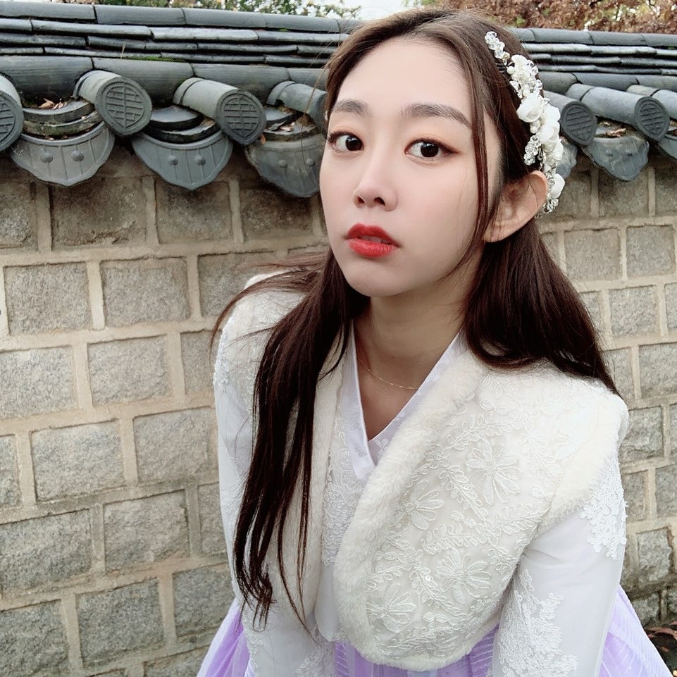 러블리즈 지수.insta