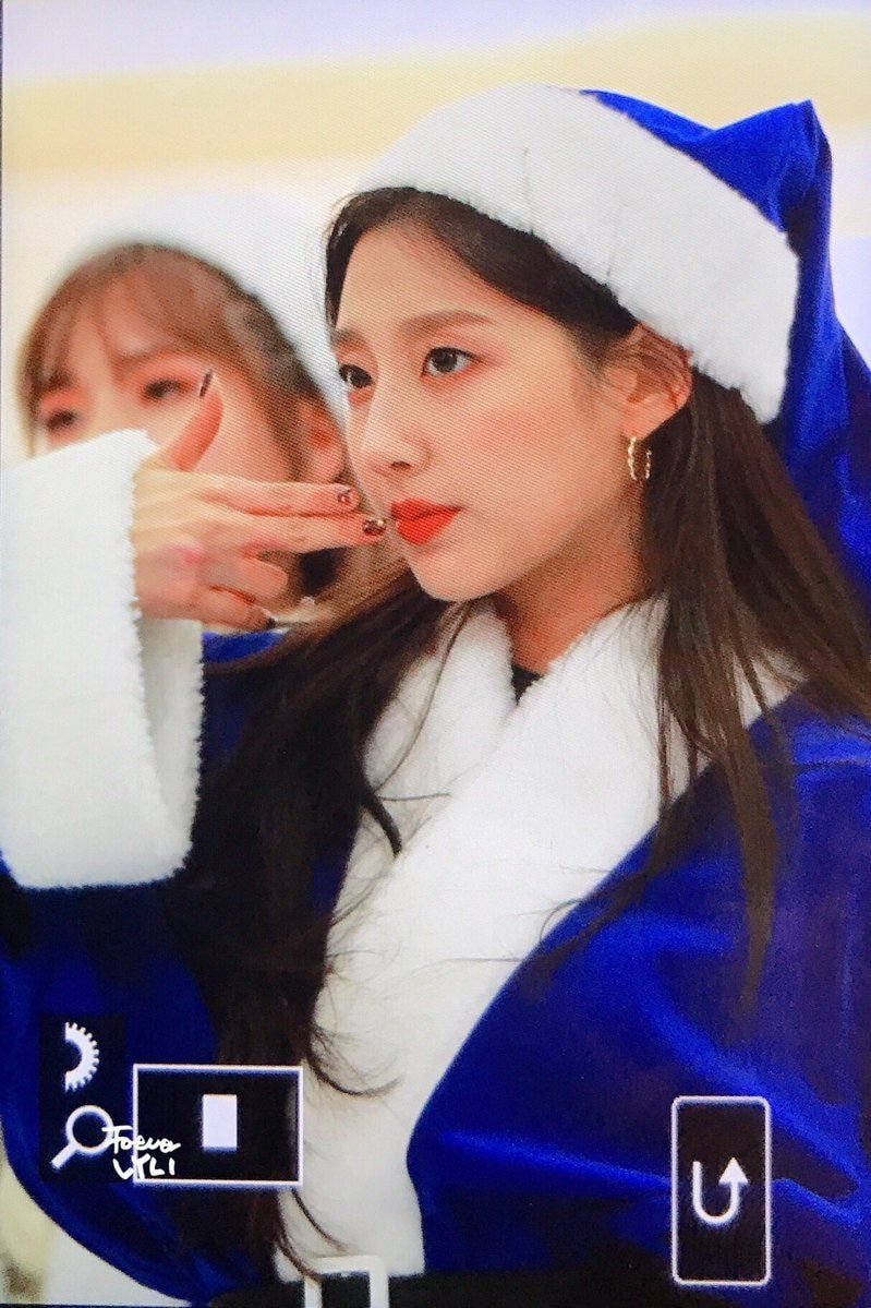 #러블리즈 파란산타 막내 정예인