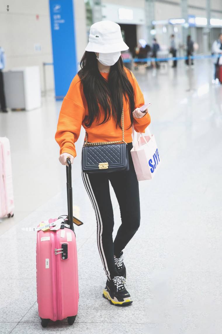 입국하는 #케이 #러블리즈