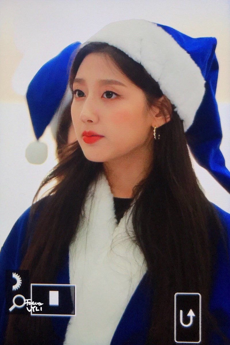 #러블리즈 파란산타 막내 정예인
