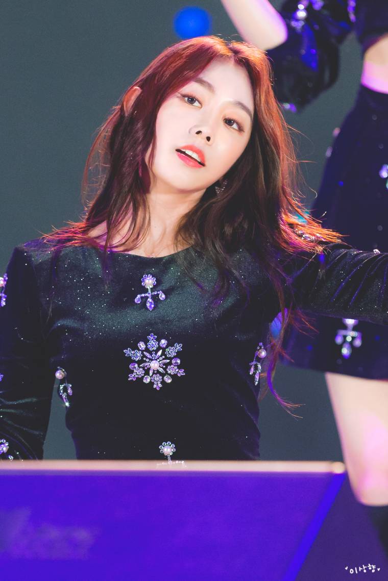 블랙여우 러블리즈 서지수.jpg