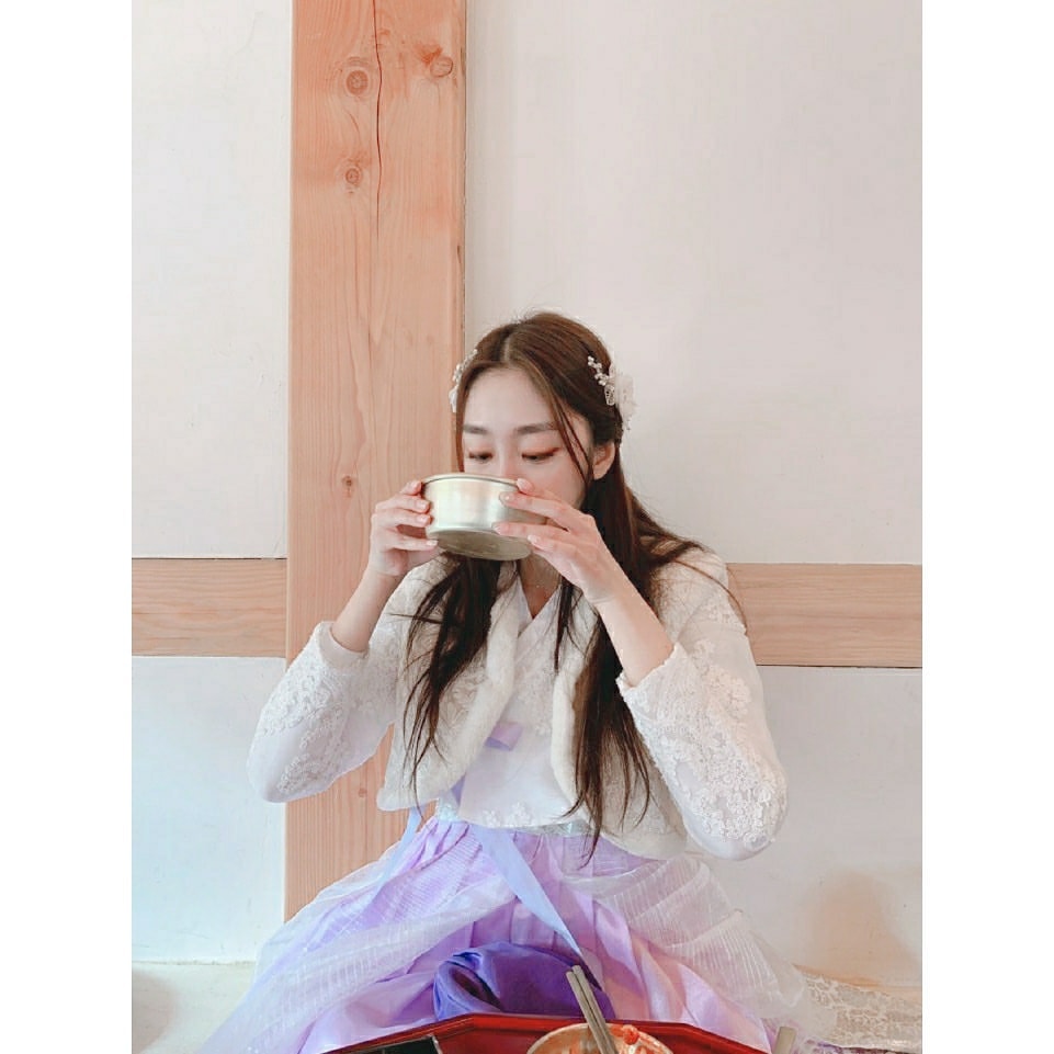 러블리즈 지수.insta