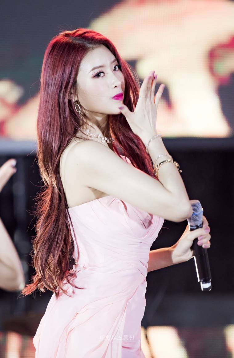 핑크핑크한 #러블리즈 #이미주 .jpg