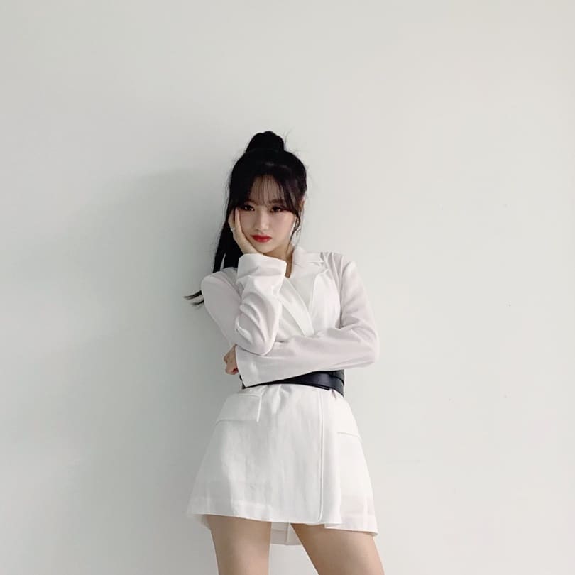 러블리즈 수정 @공인별