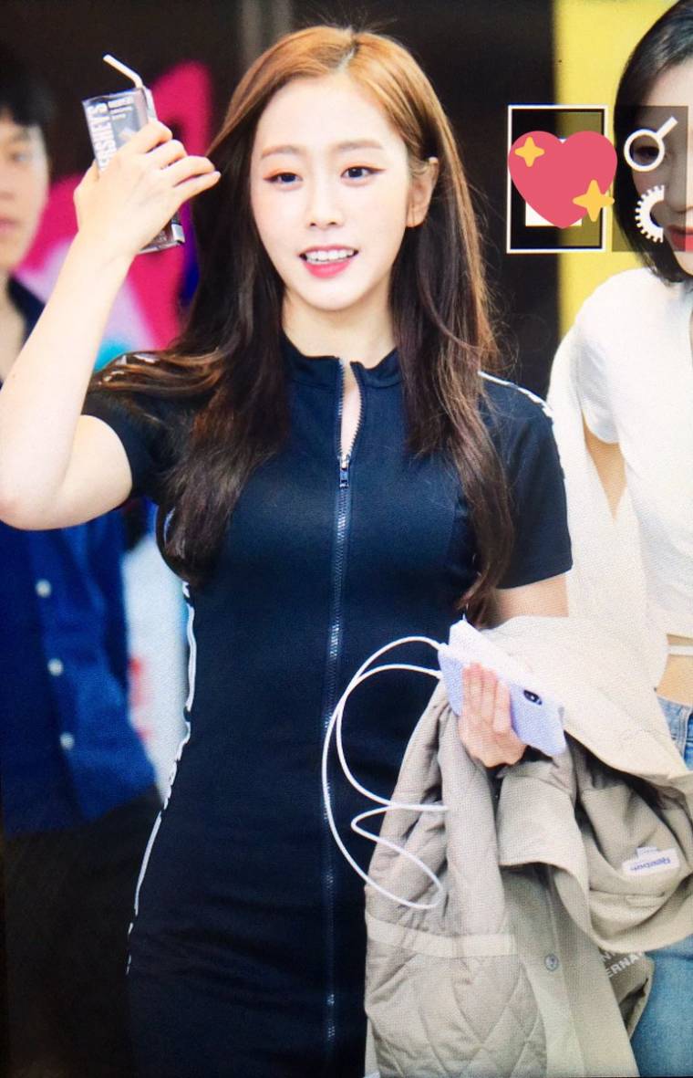 초코우유 마시는 #러블리즈 #서지수