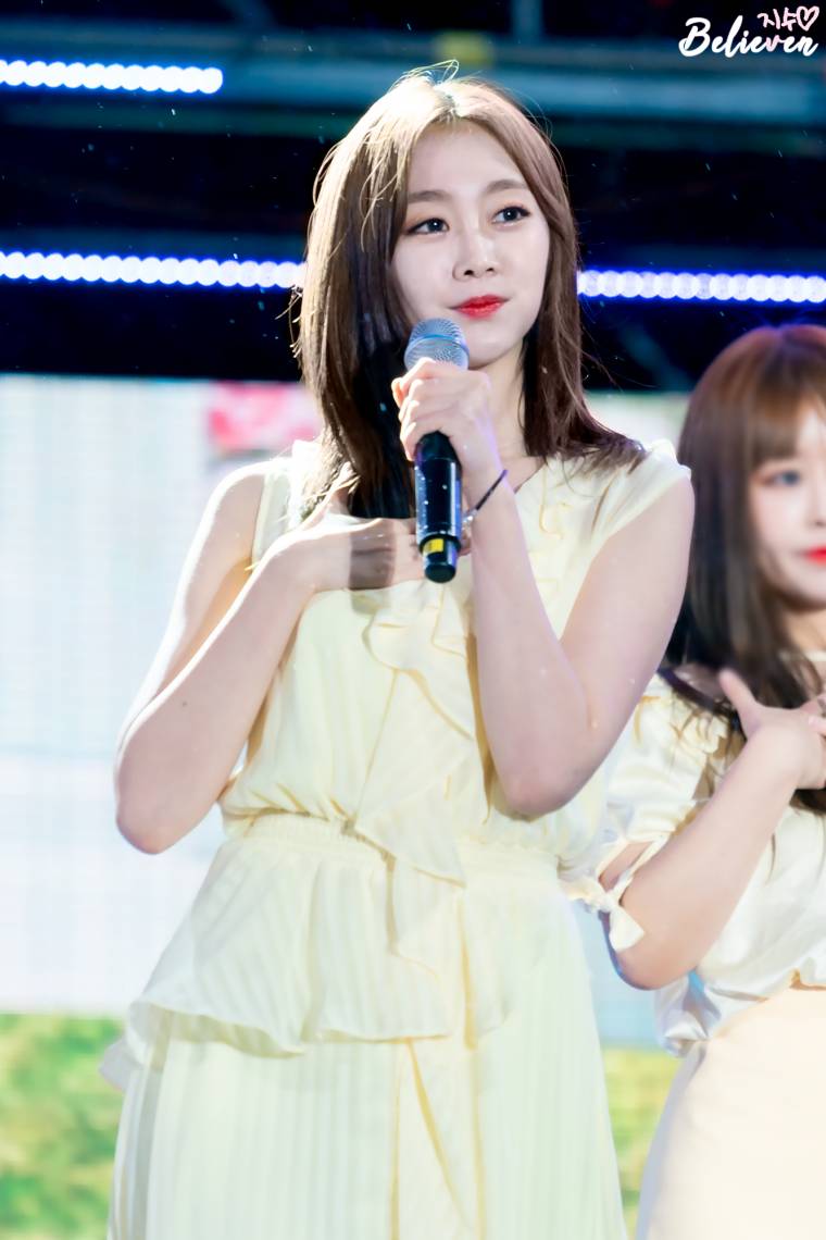 러블리즈 노란여우 서지수