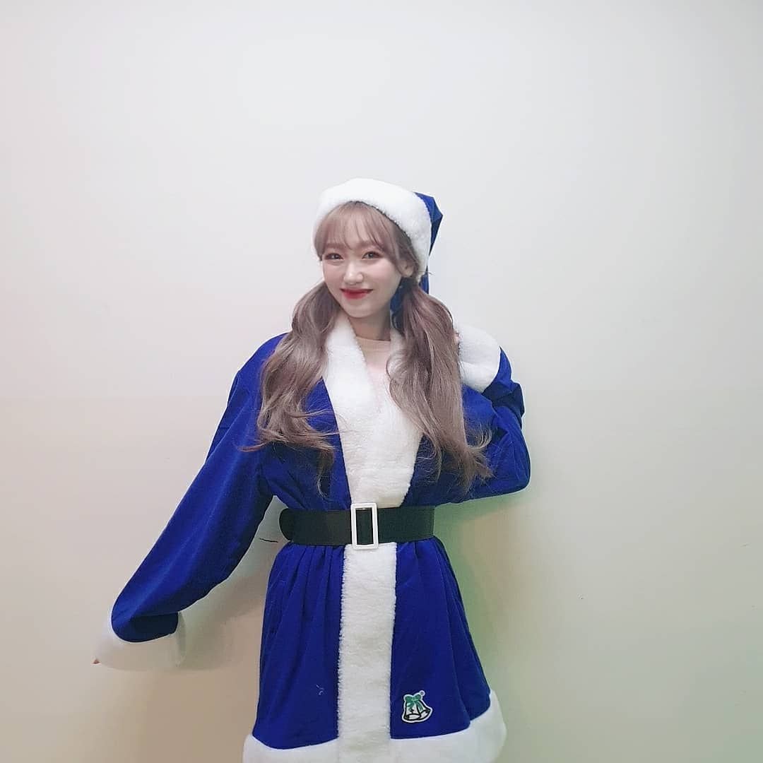 러블리즈 류수정 인스타 (feat.파란 산타)