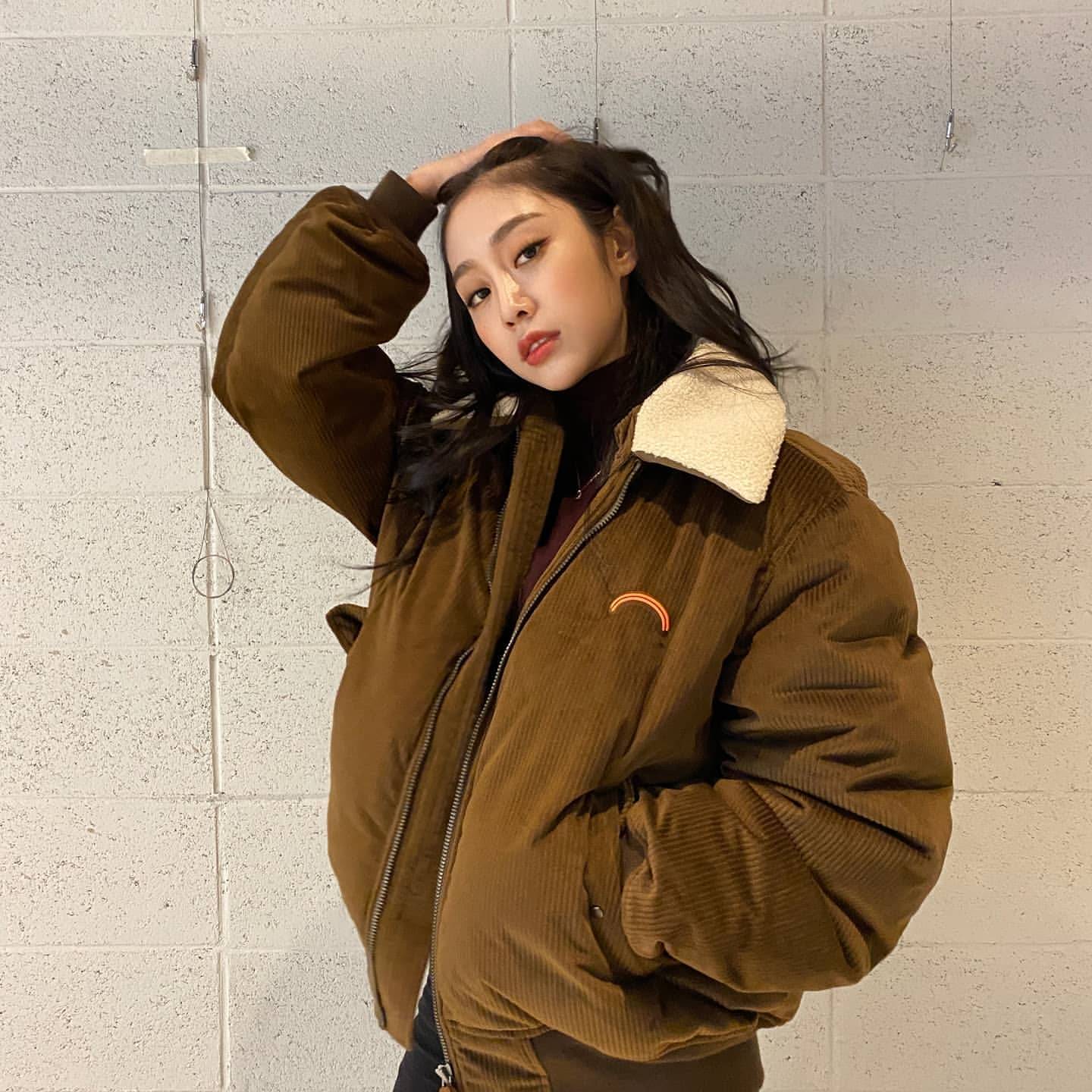 러블리즈 지수 인스타
