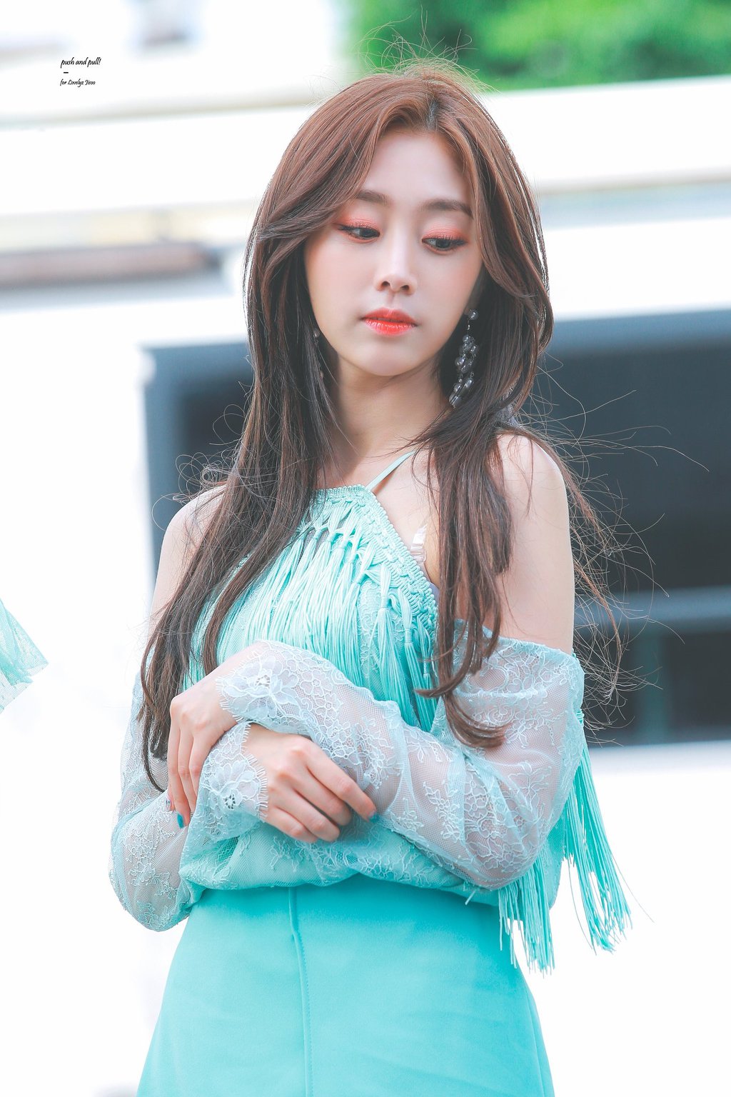 민트색도 잘 어울리는 #러블리즈 서지수