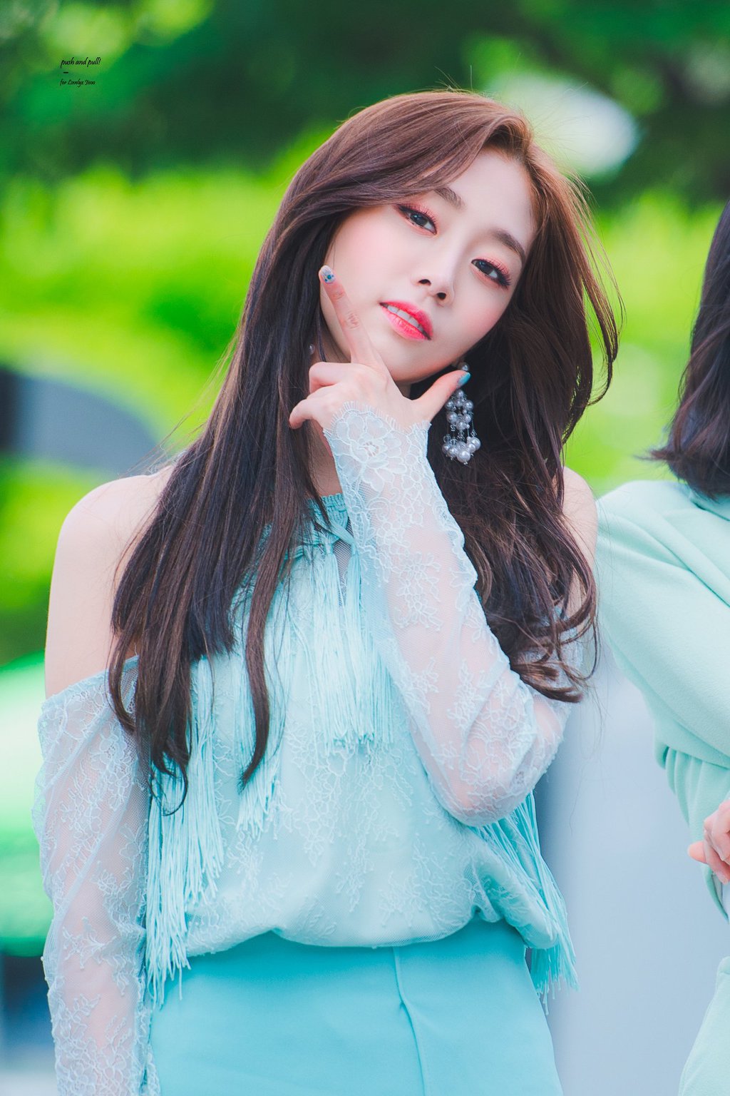 민트색도 잘 어울리는 #러블리즈 서지수