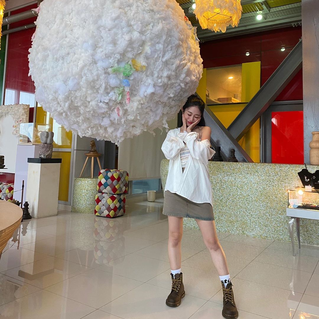 러블리즈 지수 인스타