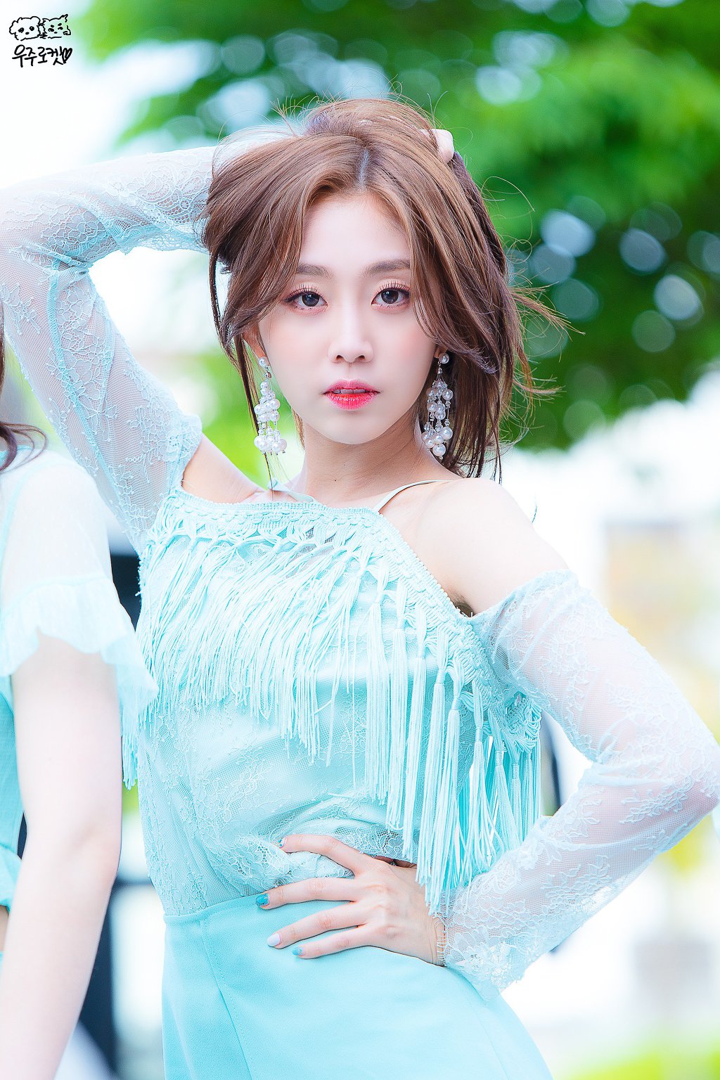 민트색도 잘 어울리는 #러블리즈 서지수