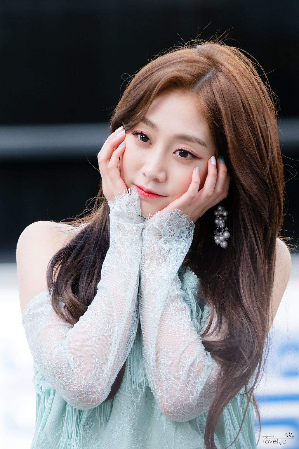 민트색도 잘 어울리는 #러블리즈 서지수