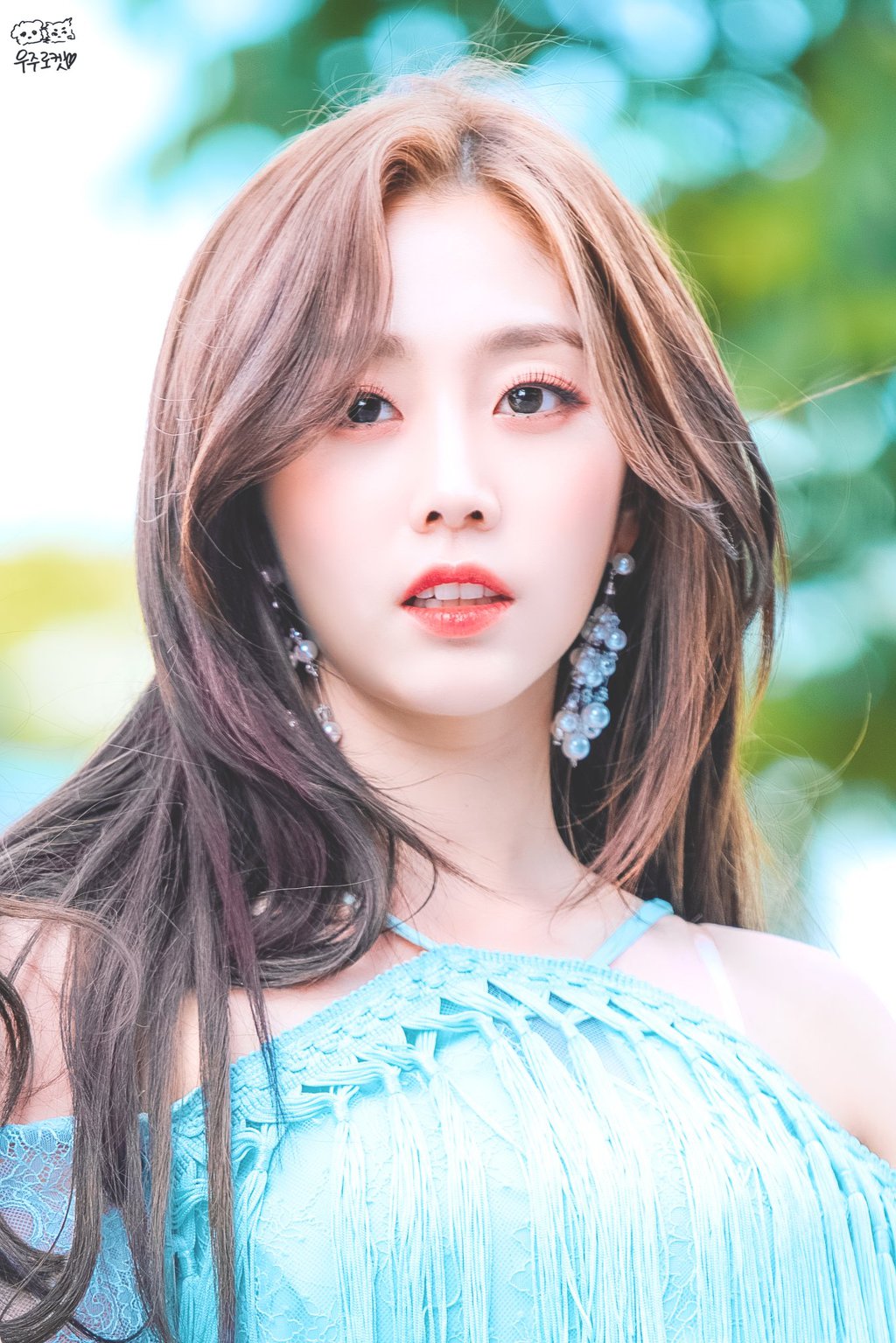민트색도 잘 어울리는 #러블리즈 서지수