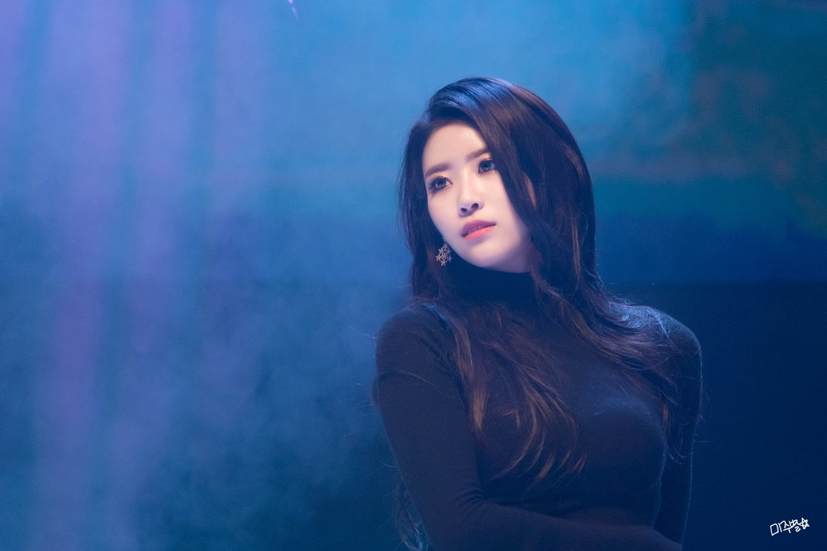 #미주 #이미주 #MIJOO #러블리즈 #Lovelyz - 17th of March 2018 Yeongwol K-POP Concert