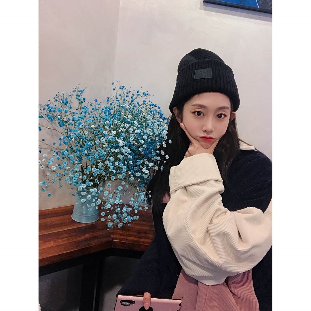 비니쓰고 생일 인증한 #러블리즈 지수.insta