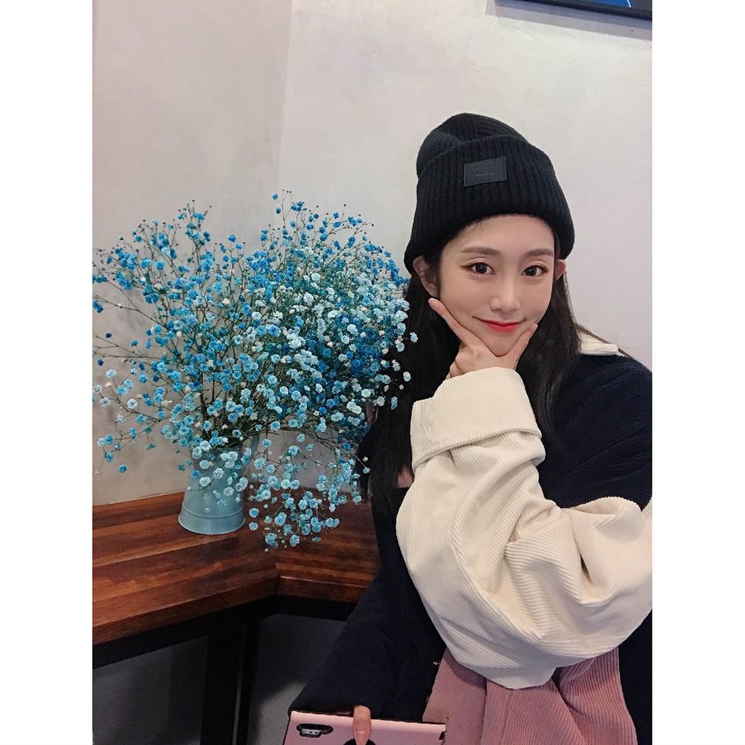 비니쓰고 생일 인증한 #러블리즈 지수.insta