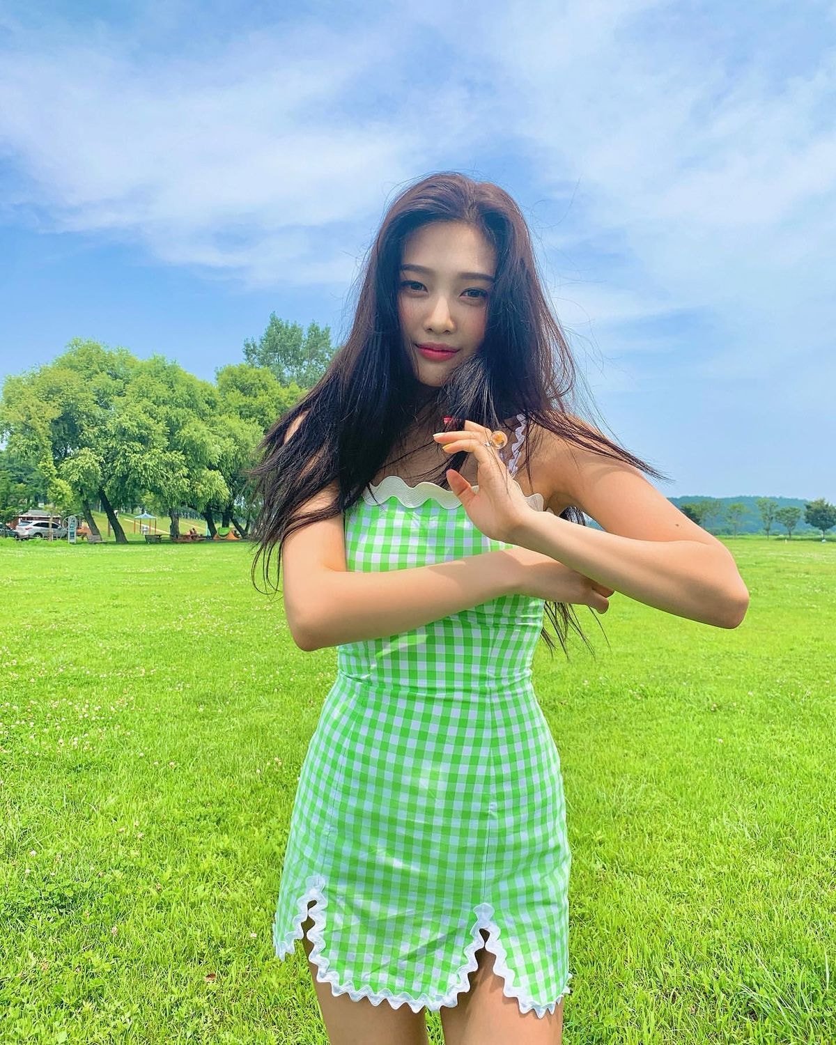 오늘자 레드벨벳 조이.insta
