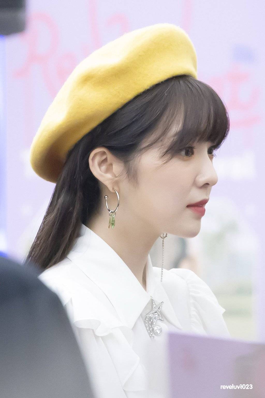 노란색 베레모마저도 소화하는 #레드벨벳 #아이린