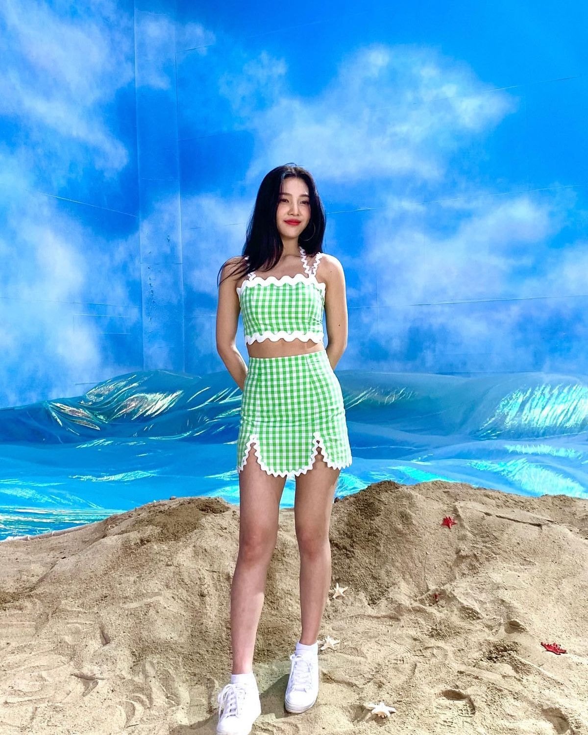 오늘자 레드벨벳 조이.insta