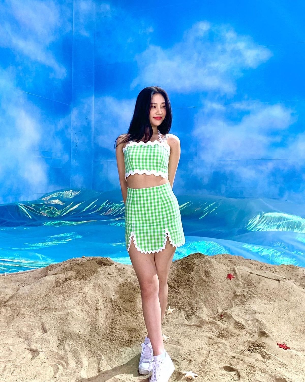 오늘자 레드벨벳 조이.insta
