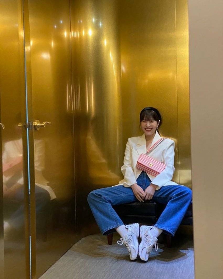 #레드벨벳 조이.insta
