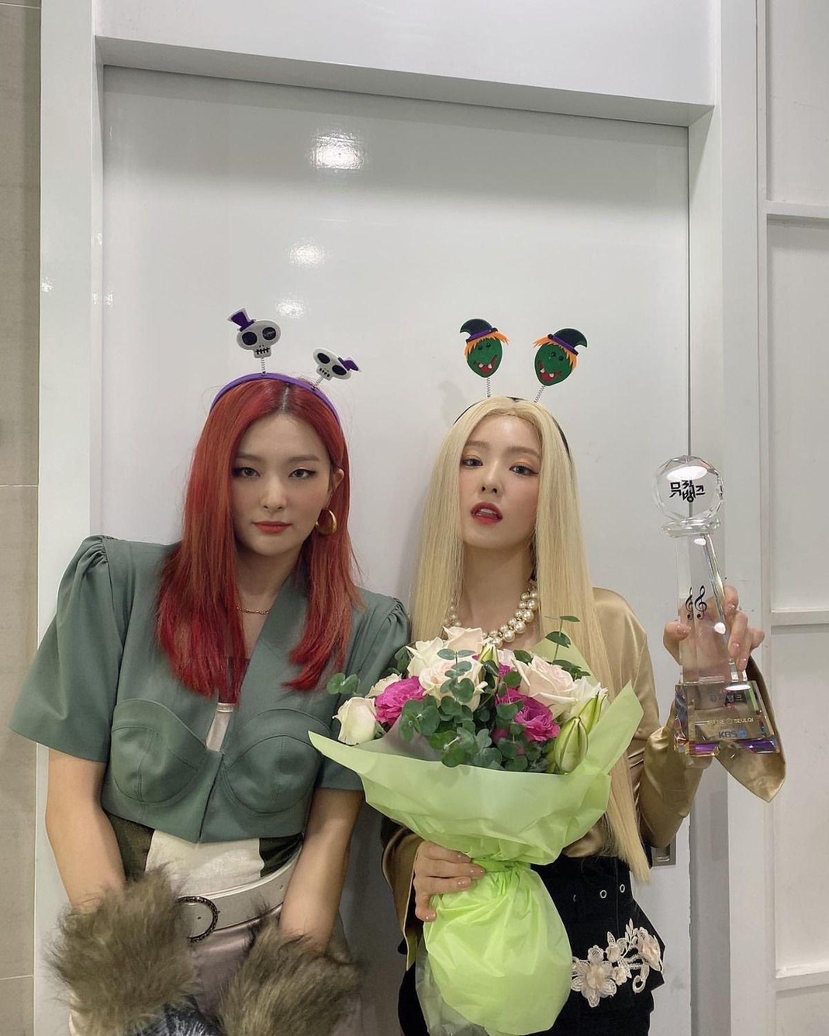 금발 배주현 (아이린).jpgif