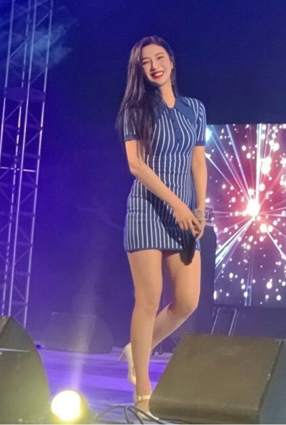 폰카로 찍은 #레드벨벳 조이