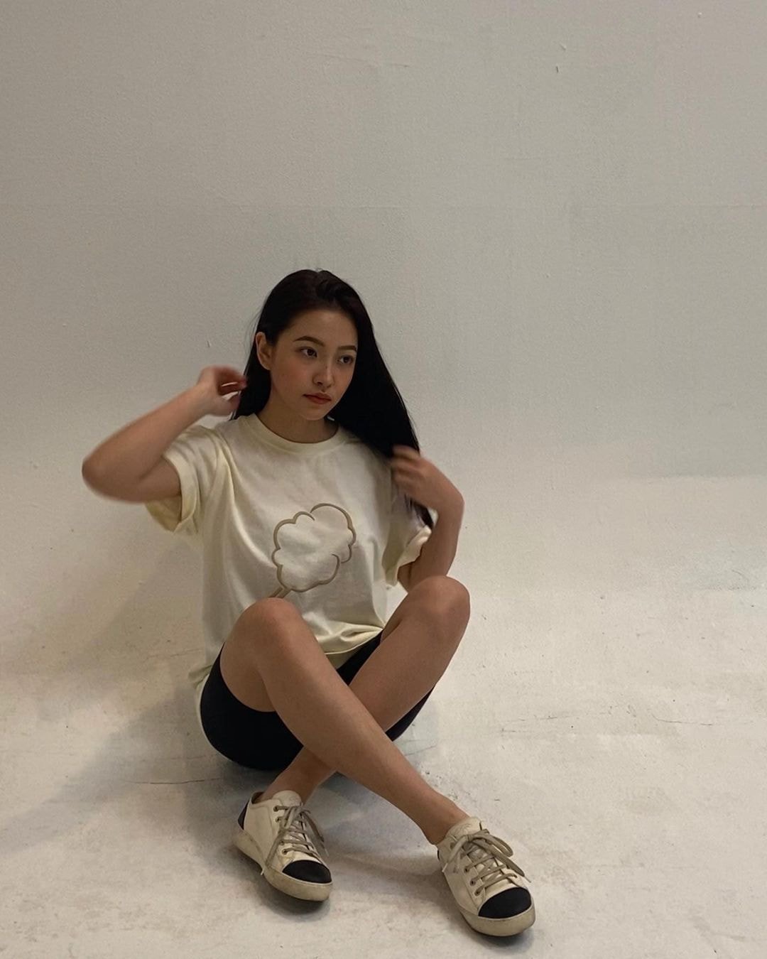 레드벨벳 예리 인스타 업뎃