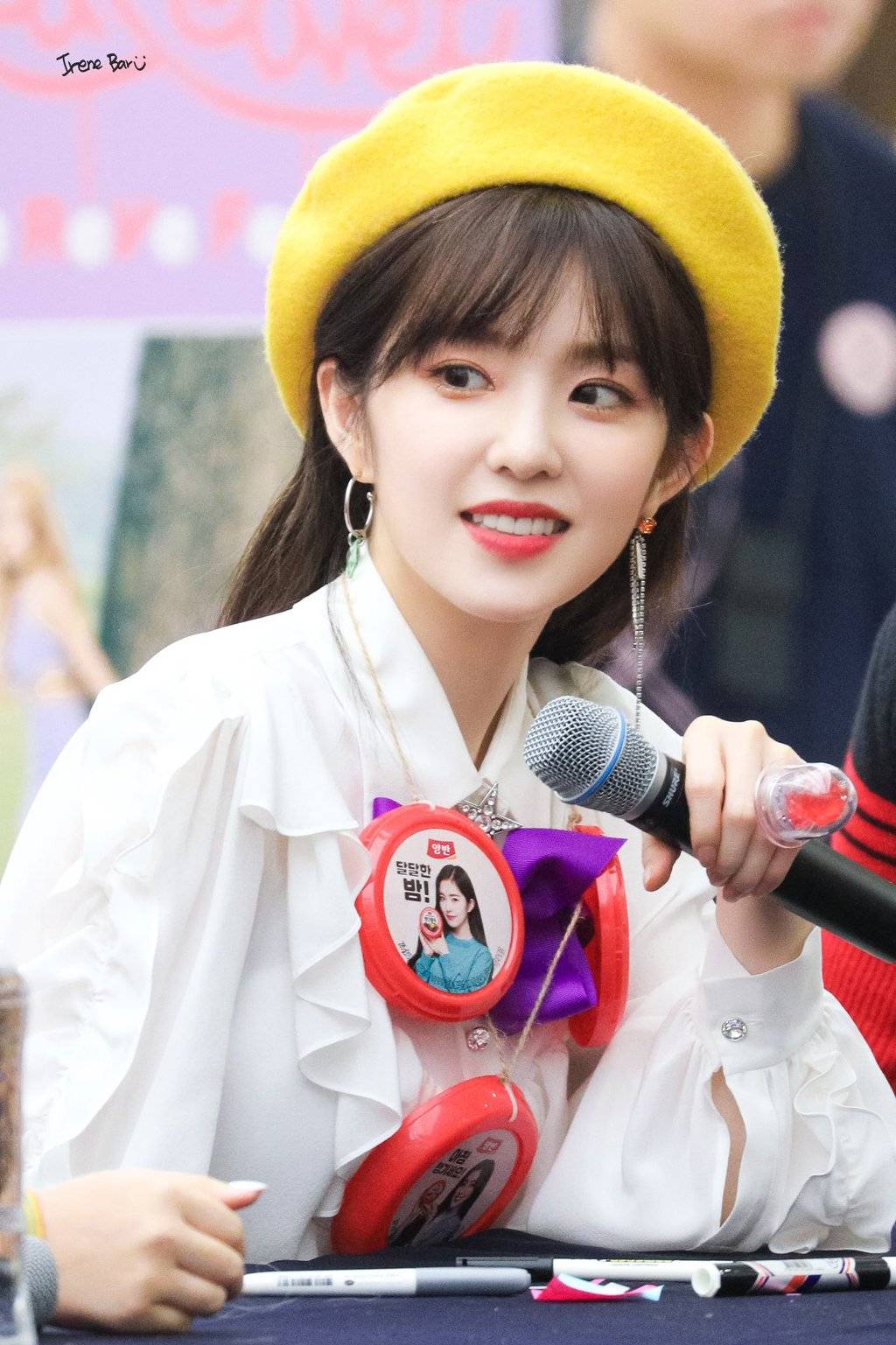 노란색 베레모마저도 소화하는 #레드벨벳 #아이린
