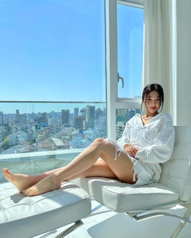 여름 화보 느낌 나는 레드벨벳 조이 인스타그램