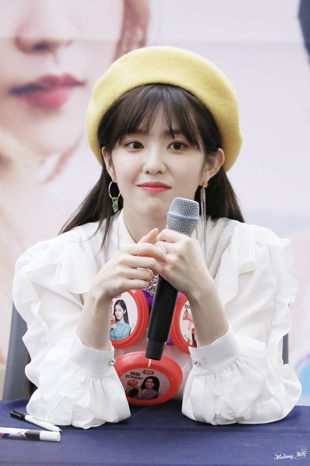 노란색 베레모마저도 소화하는 #레드벨벳 #아이린