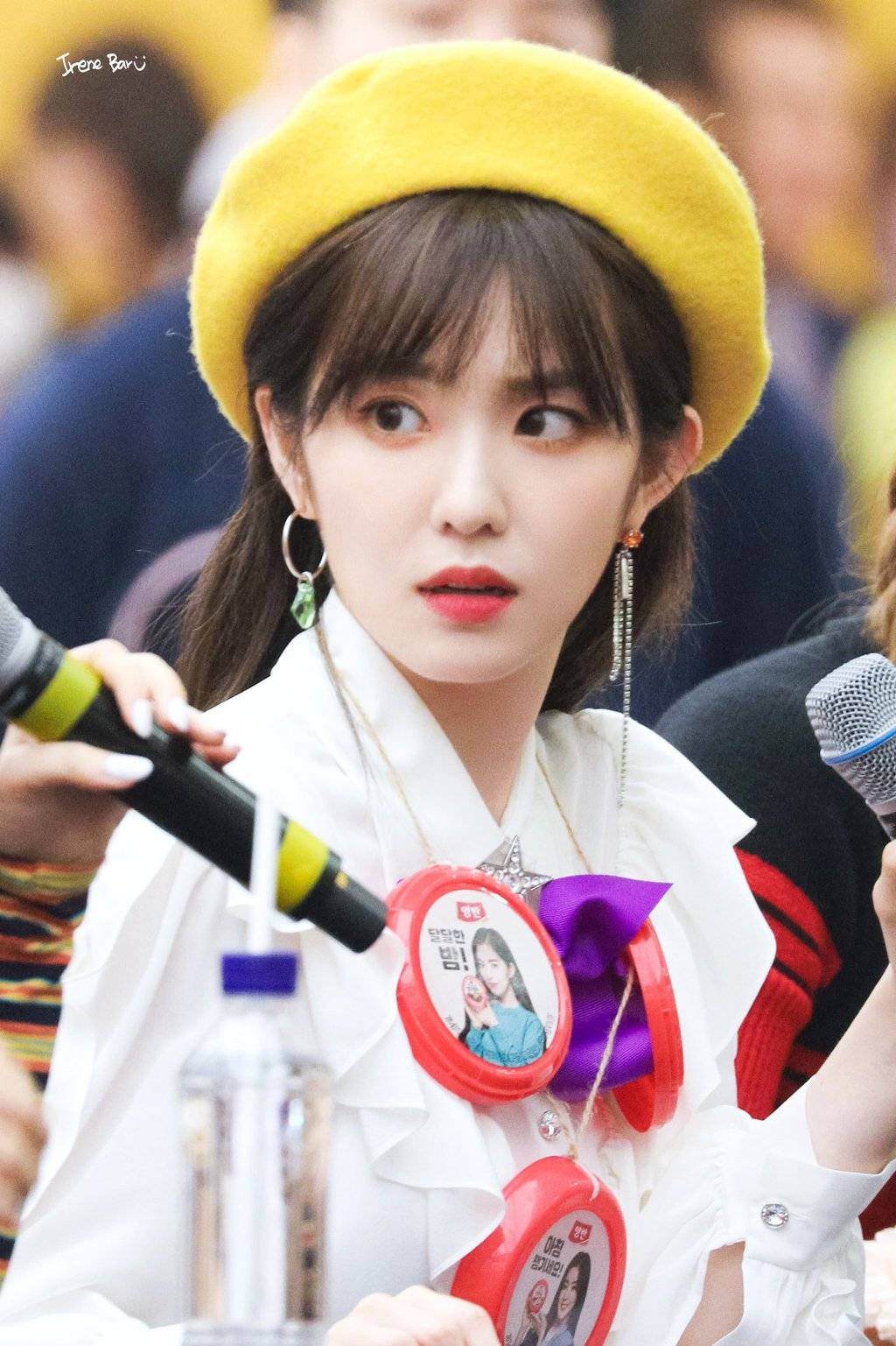 노란색 베레모마저도 소화하는 #레드벨벳 #아이린