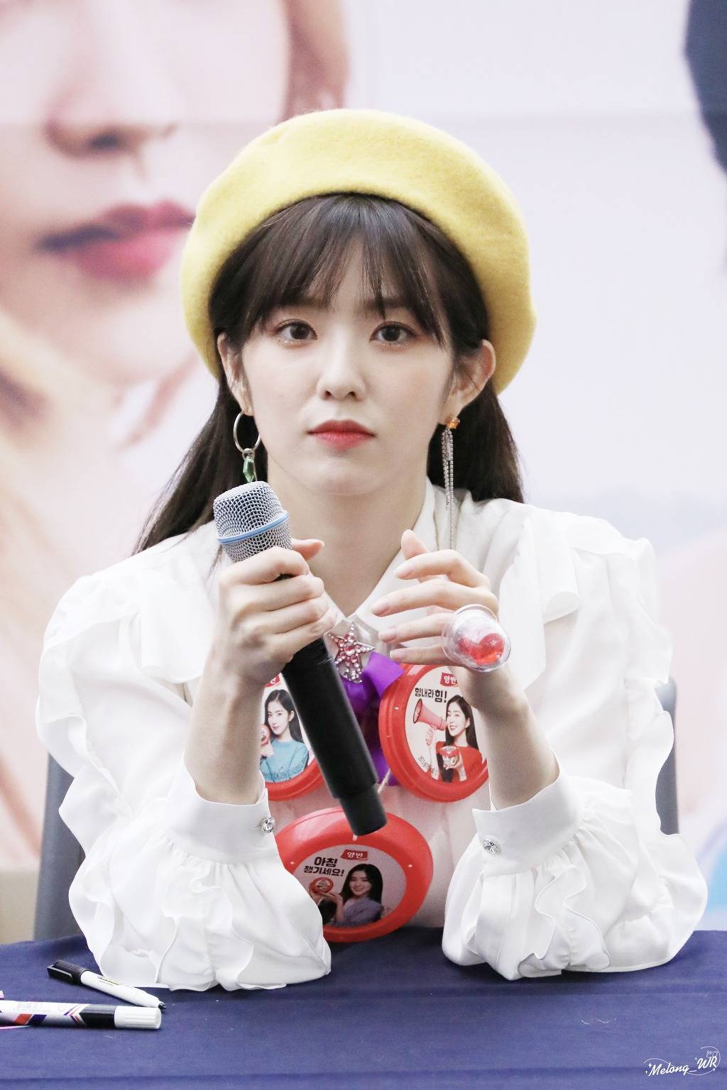 노란색 베레모마저도 소화하는 #레드벨벳 #아이린