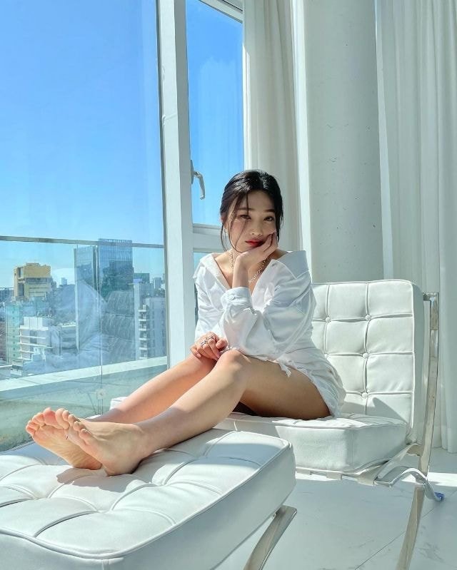 여름 화보 느낌 나는 레드벨벳 조이 인스타그램