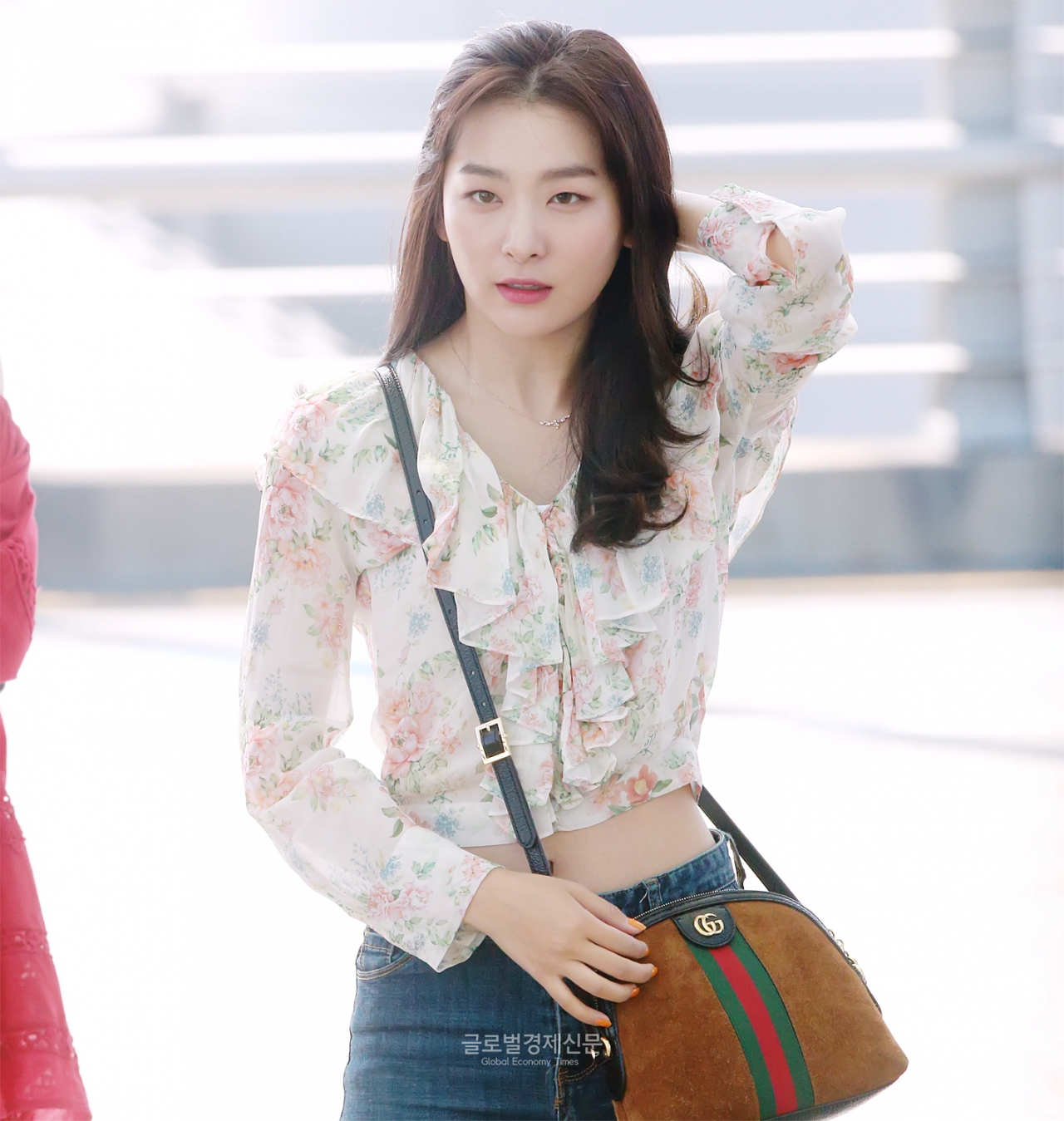레드벨벳 슬기 출국 사진