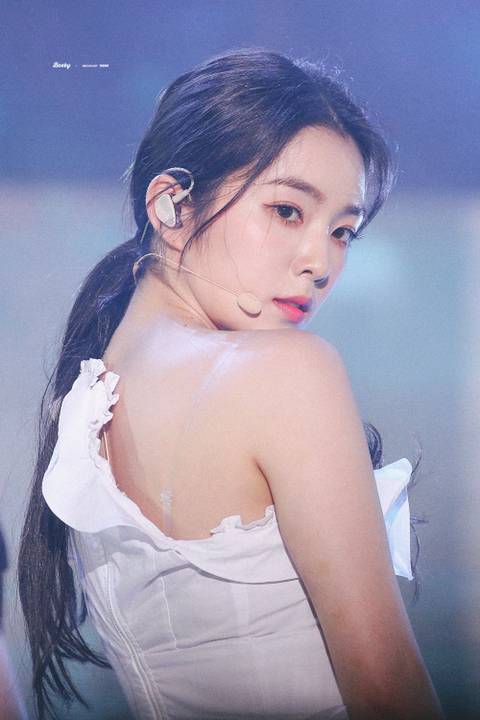 옆모습...ㄷㄷ #레드벨벳 아이린
