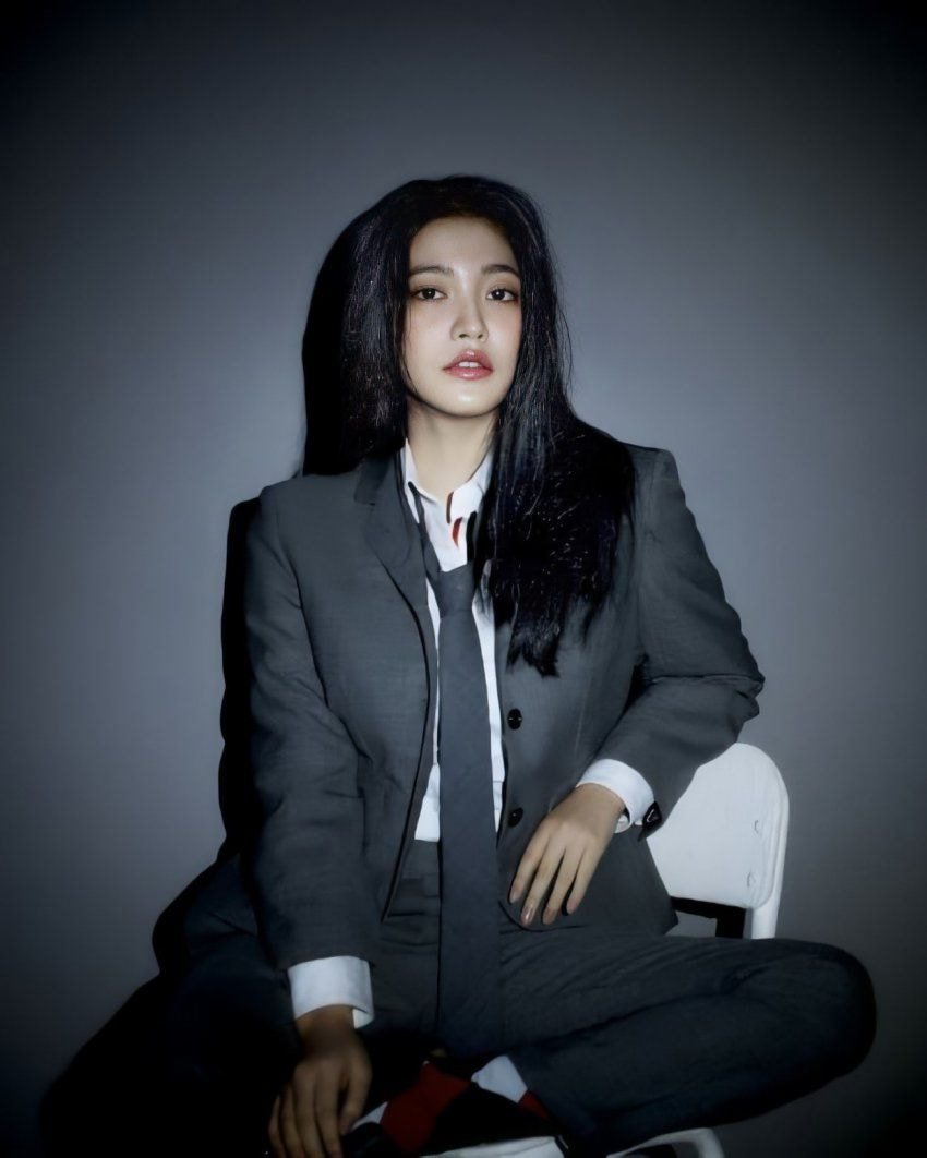 레드벨벳 예리 데이즈드 10월호 화보