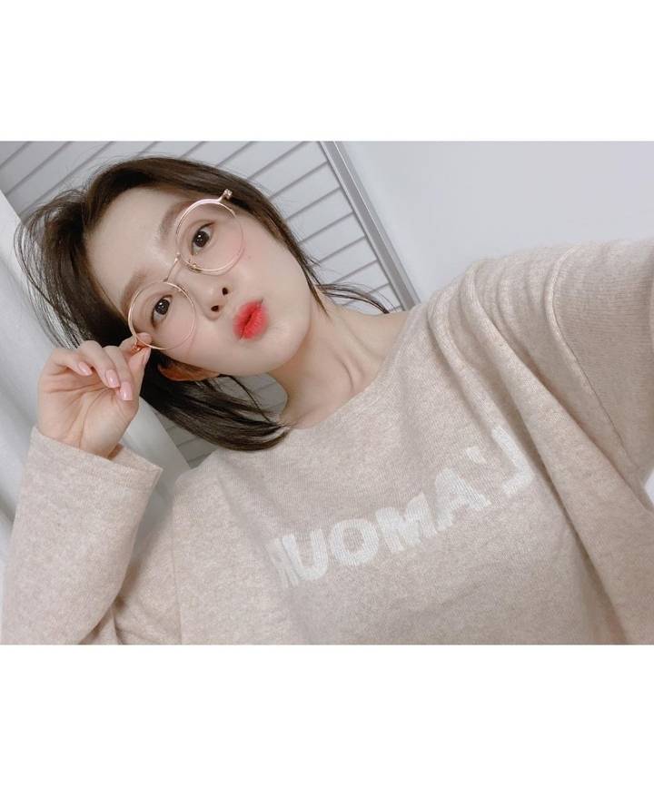 안경 쓴 #레드벨벳 아이린