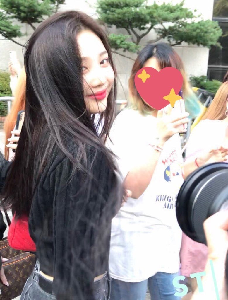 폰카로 찍은 #레드벨벳 조이