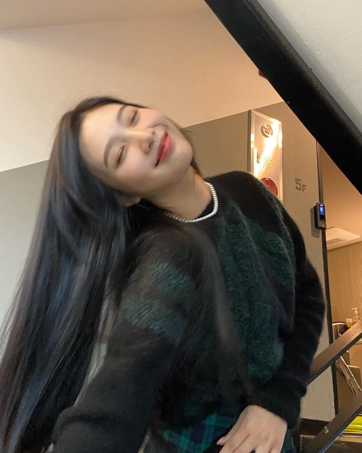 가울룩 선보이는 레드벨벳 조이 인스타