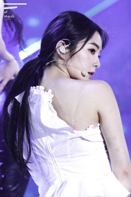 옆모습...ㄷㄷ #레드벨벳 아이린