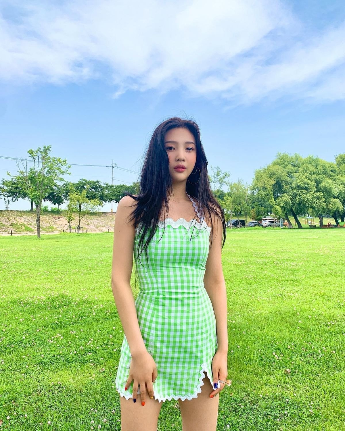 오늘자 레드벨벳 조이.insta