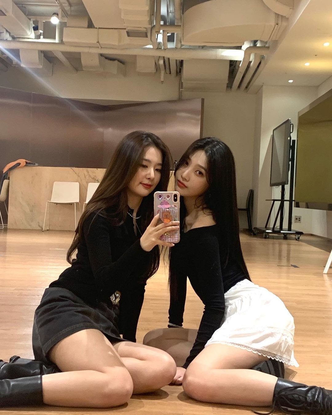 오늘자 레드벨벳 조이 슬기
