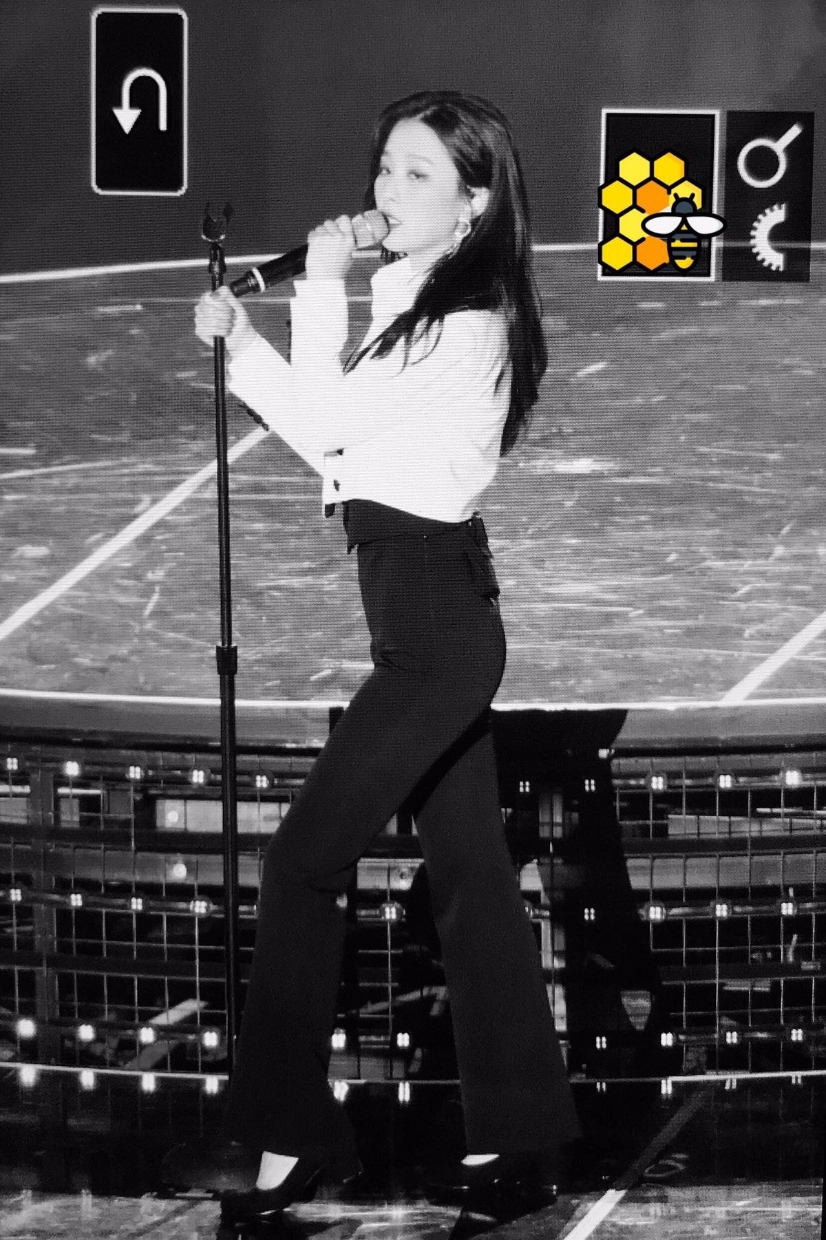 슬기 수트핏 (레드벨벳 콘서트)